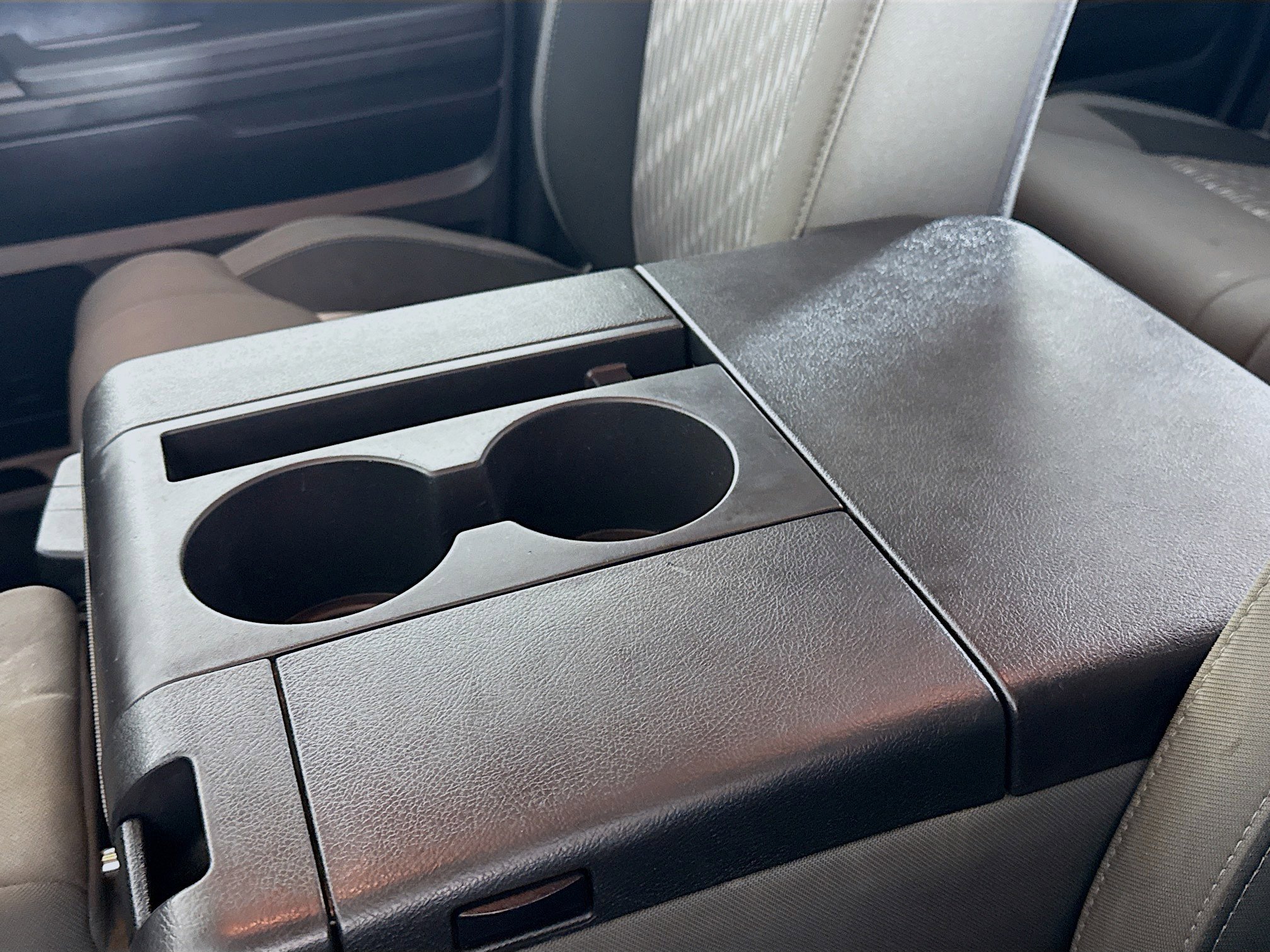 Used 2018 Toyota Tundra Limited image 18