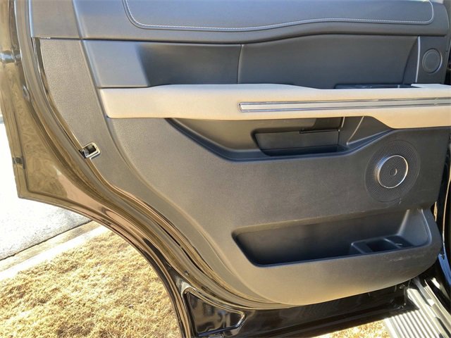 Certified 2024 Ford Expedition Limited image 14