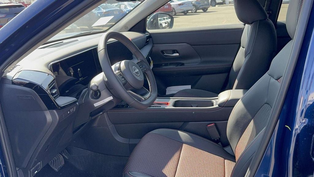 New 2026 Nissan Kicks SR w/ Illumination Package AWD/4WD image 28