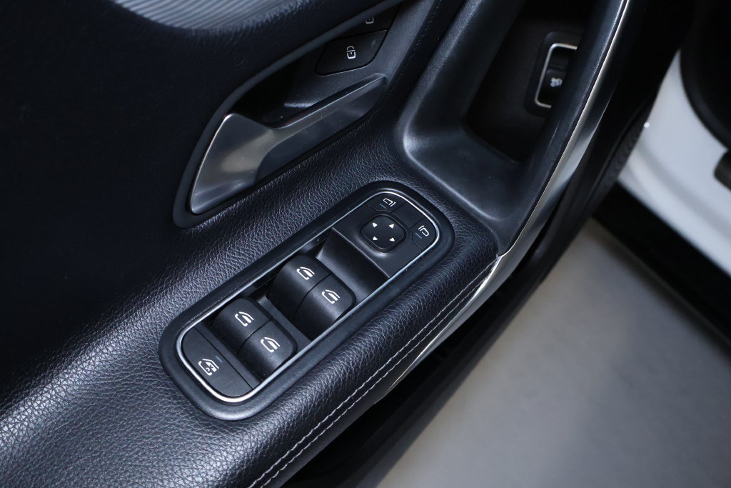 Used 2019 Mercedes-Benz A 220 4MATIC image 13