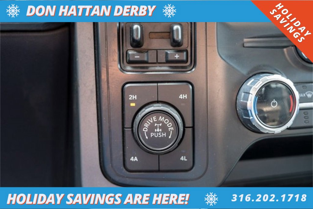 Used 2022 Ford F150 Lariat w/ Trailer Tow Package image 12