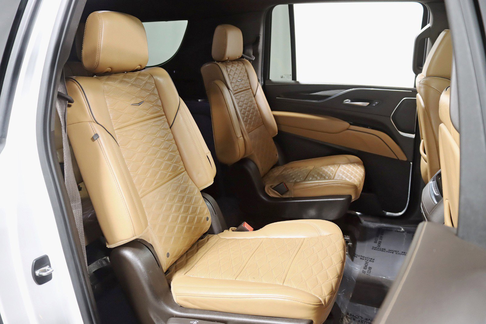 Used 2023 Cadillac Escalade ESV Premium Luxury AWD/4WD image 34