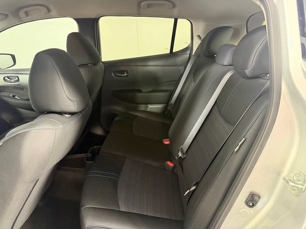 Used 2025 Nissan Leaf SV Plus FWD image 21