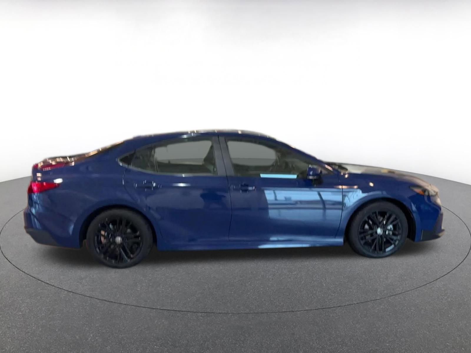 Used 2025 Toyota Camry SE image 17