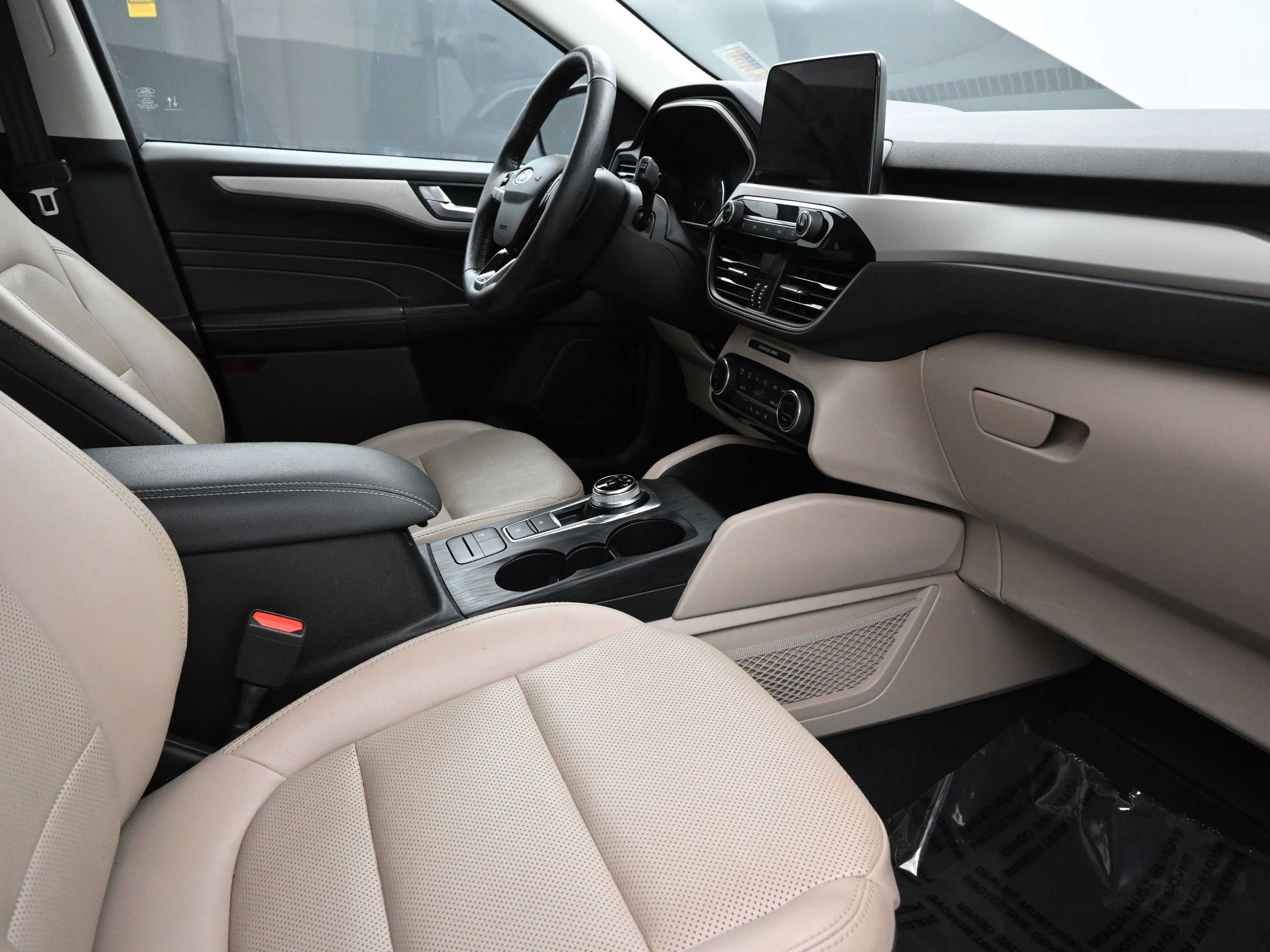Used 2021 Ford Escape SEL image 27