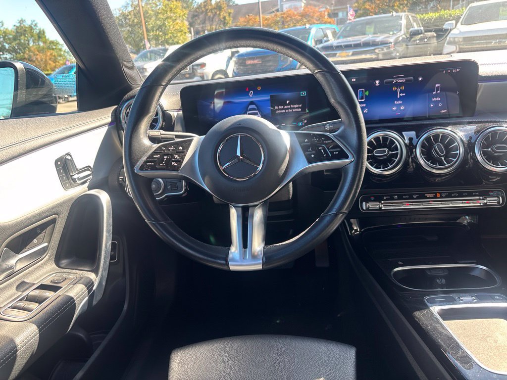 Used 2025 Mercedes-Benz CLA 250 4MATIC image 8