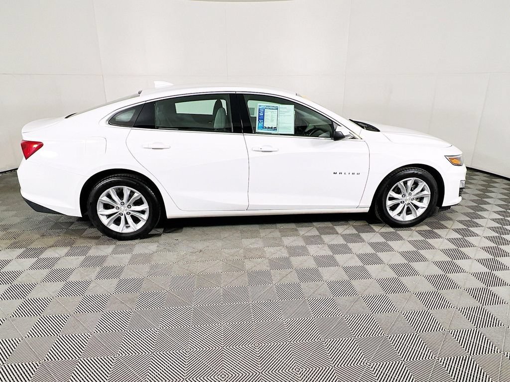 Used 2024 Chevrolet Malibu LT FWD image 8