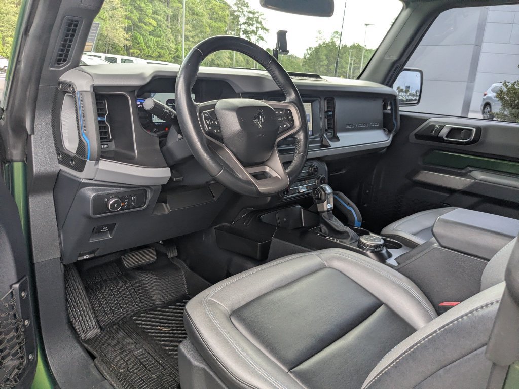 Used 2022 Ford Bronco Black Diamond w/ Sasquatch Package AWD/4WD image 16