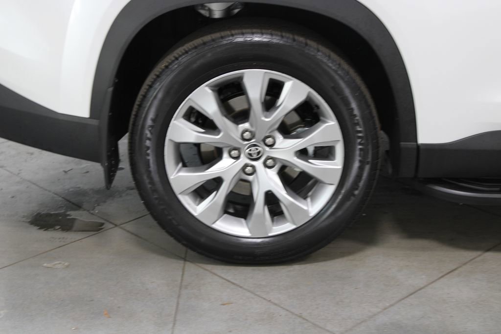 Used 2025 Toyota Grand Highlander Limited image 14