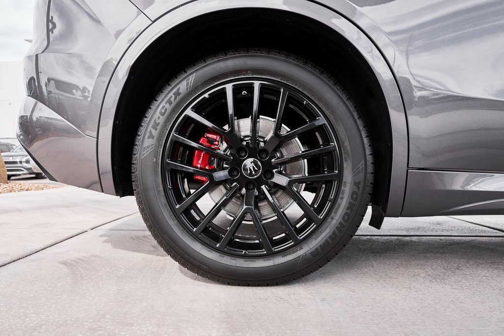 Used 2023 Maserati Grecale GT image 11