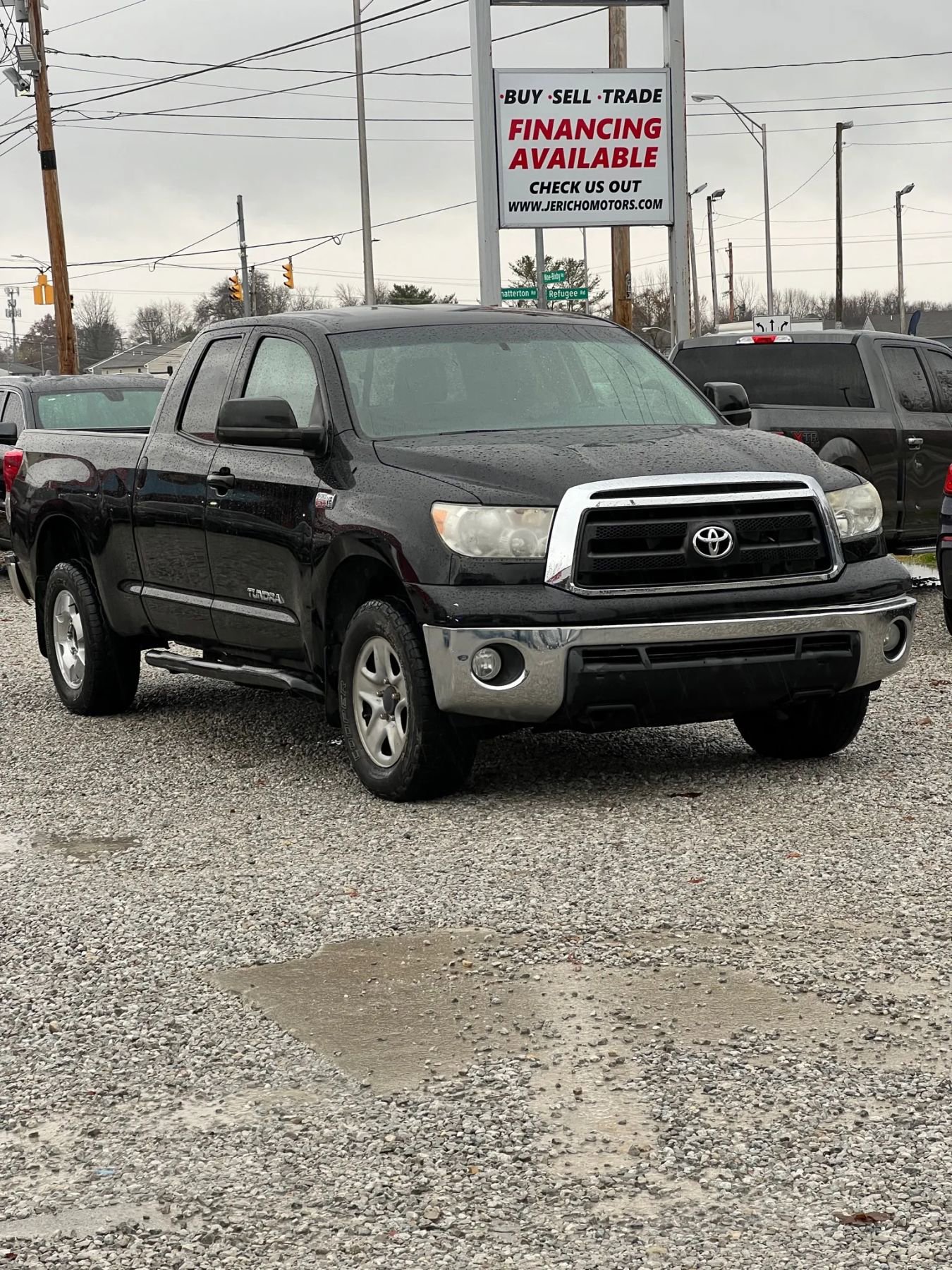 Used 2013 Toyota Tundra 4x4 Double Cab w/ Tow Pkg image 1