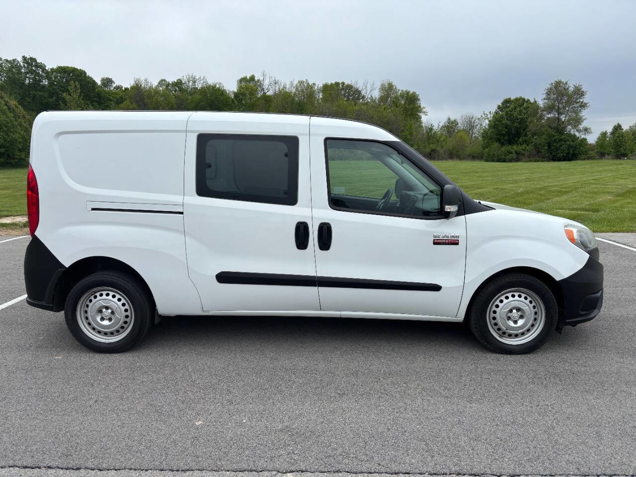 Used 2017 RAM ProMaster City Tradesman w/ Rear Back-up Camera Group FWD image 2