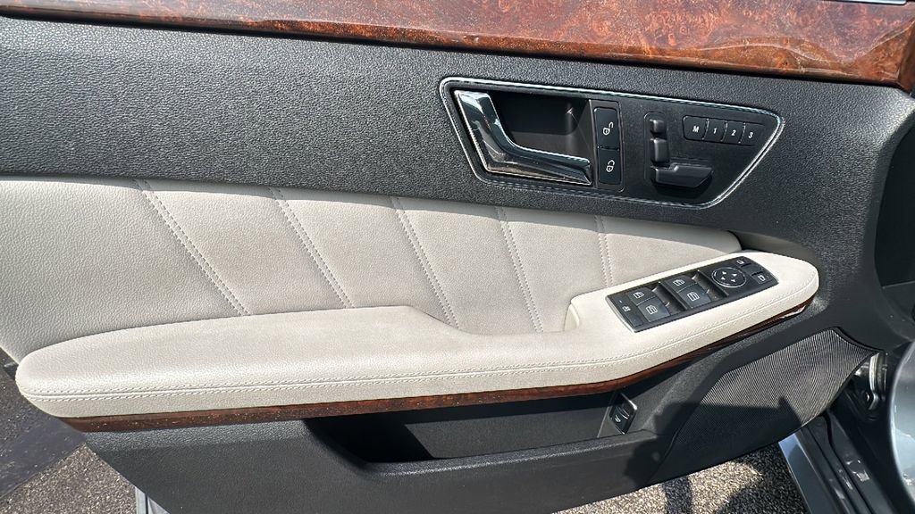 Used 2011 Mercedes-Benz E 350 Sedan image 14