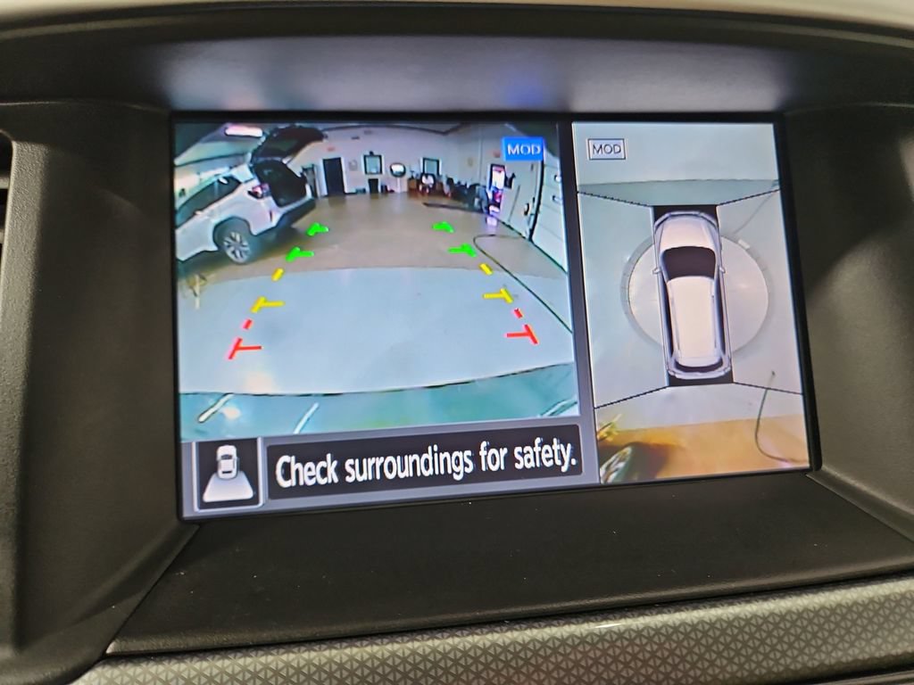 Used 2018 Nissan Pathfinder SL AWD/4WD image 21