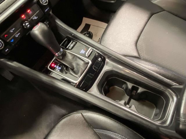 Used 2024 Jeep Compass Latitude image 16