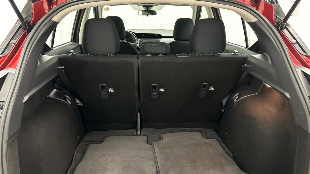 Certified 2024 Nissan Kicks SV FWD image 12