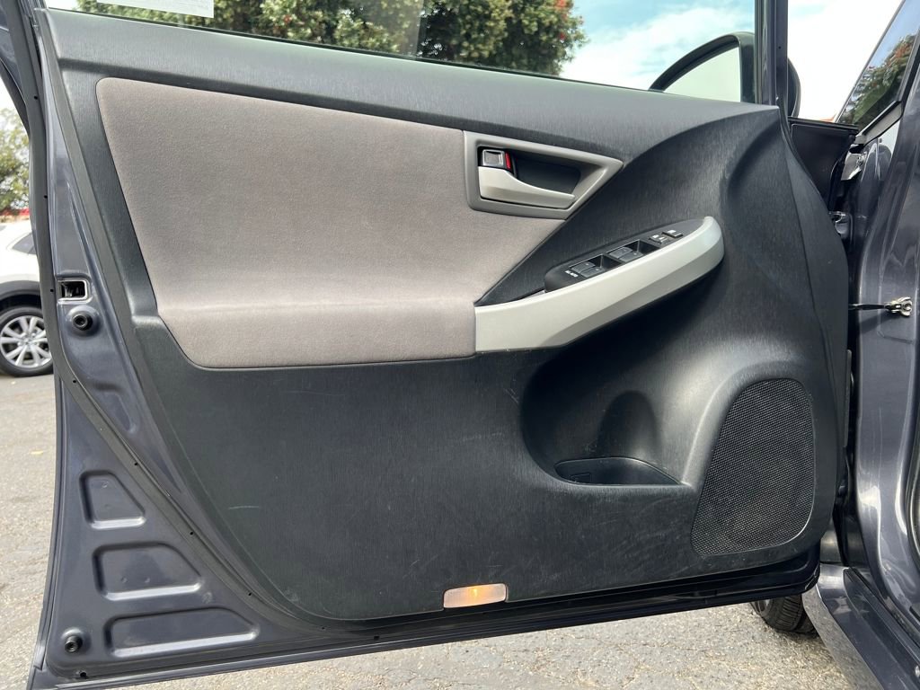 Used 2015 Toyota Prius Two image 36