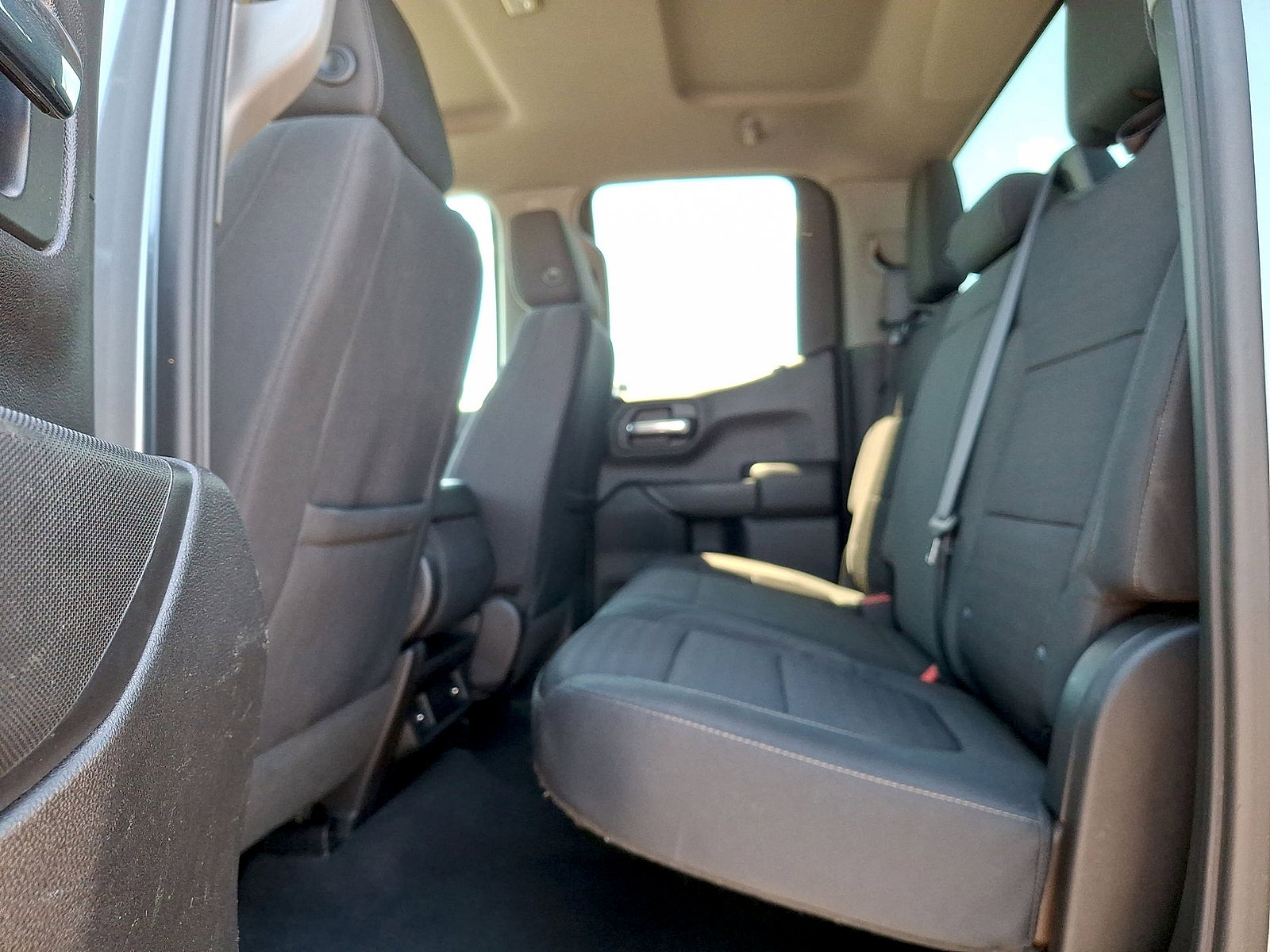 Used 2020 Chevrolet Silverado 1500 LT RWD image 19