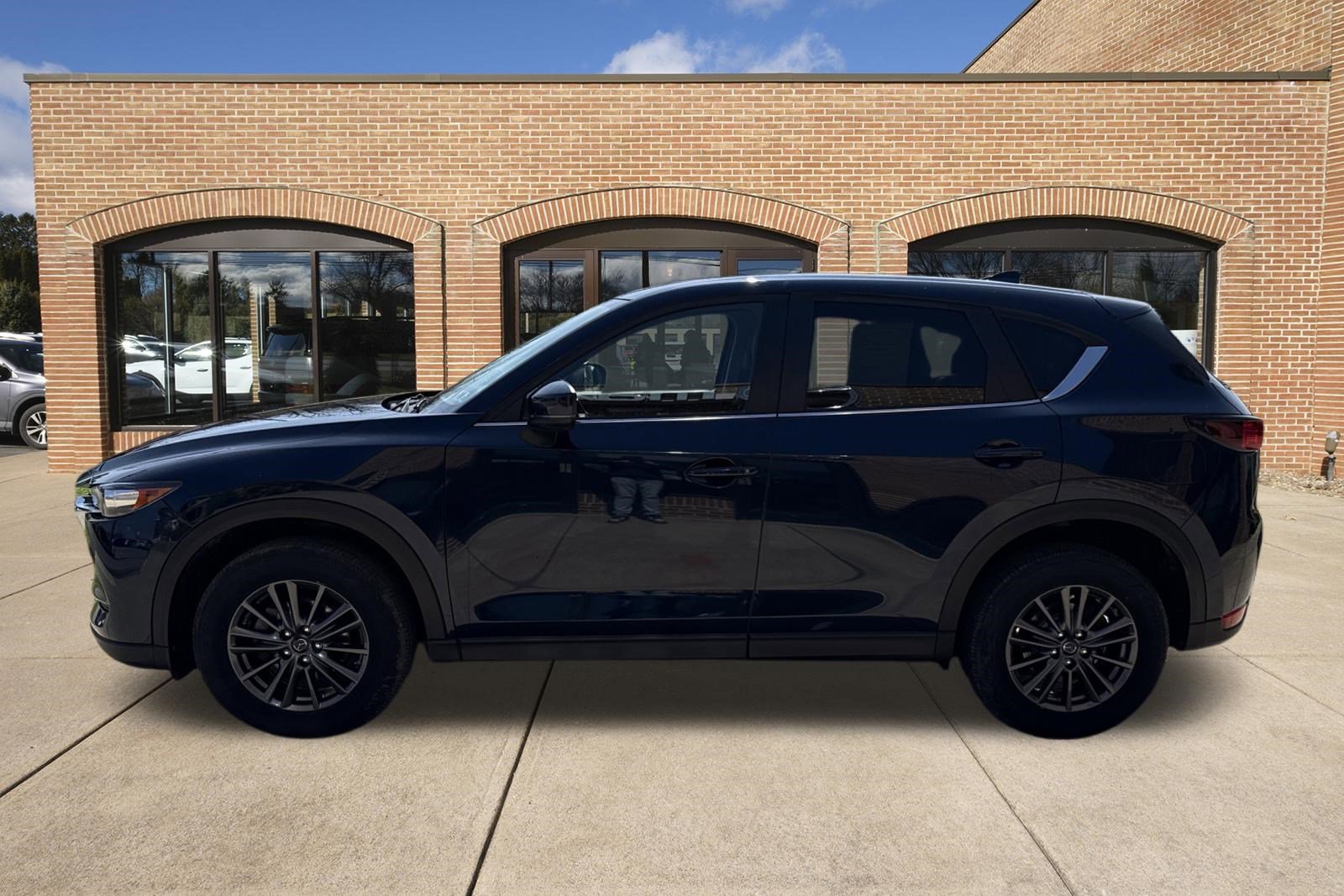 Used 2020 MAZDA CX-5 Touring image 7