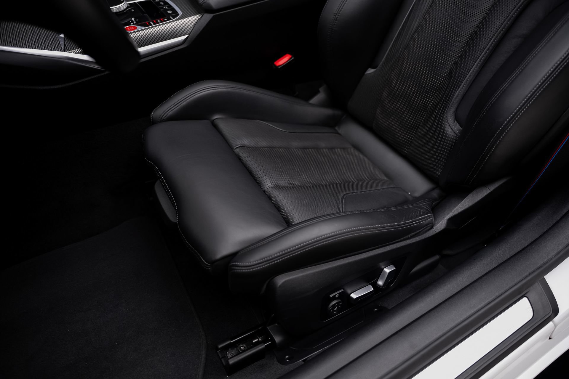 Used 2022 BMW M4 xDrive Competition w/ Parking Assistance Package AWD/4WD image 68