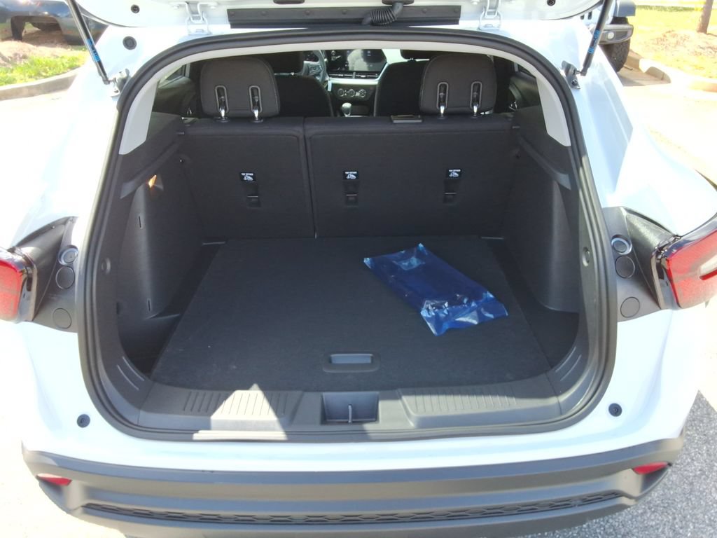 New 2026 Chevrolet Trax LS FWD image 14