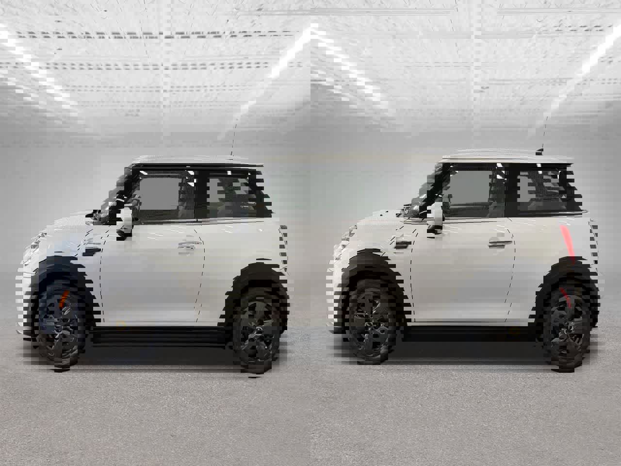 Certified 2024 MINI Cooper SE image 2