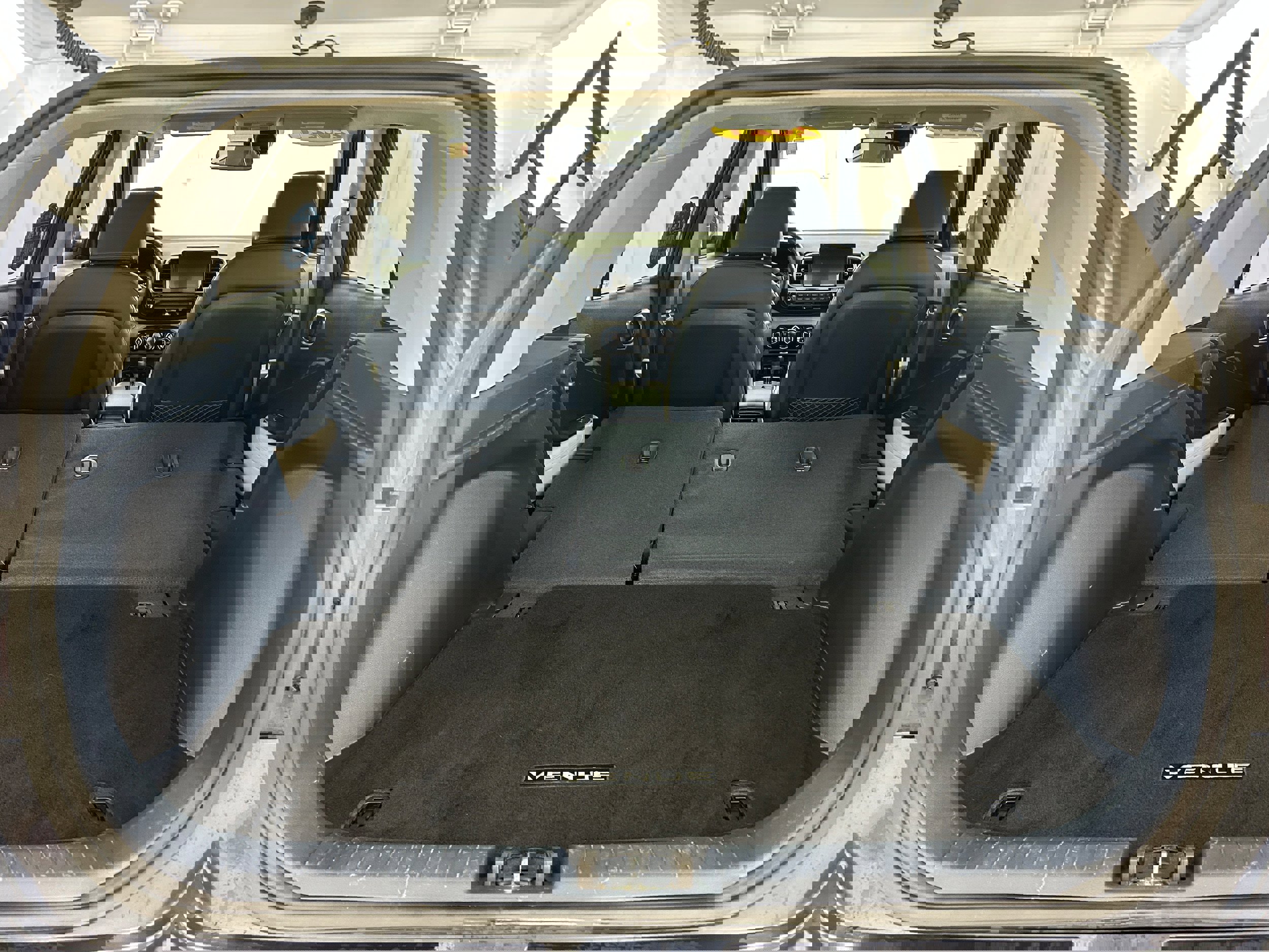 Used 2021 Hyundai Venue w/ Cargo Package FWD image 32