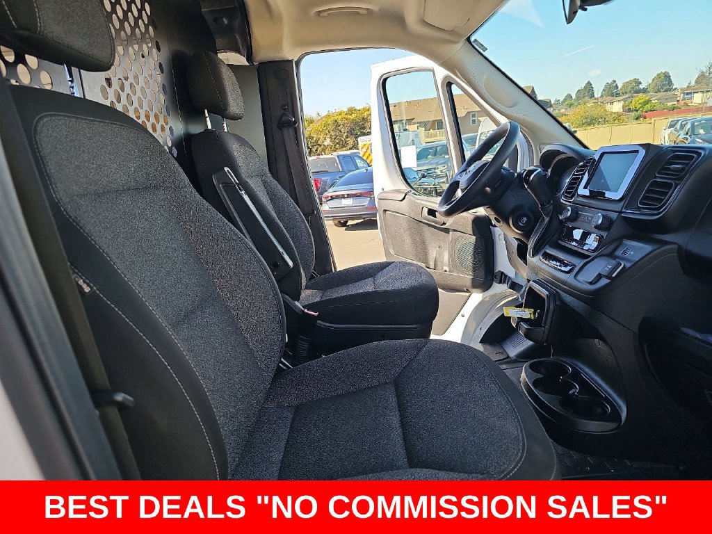 Used 2025 RAM ProMaster 2500 w/ U-Haul Equipment Group FWD image 10