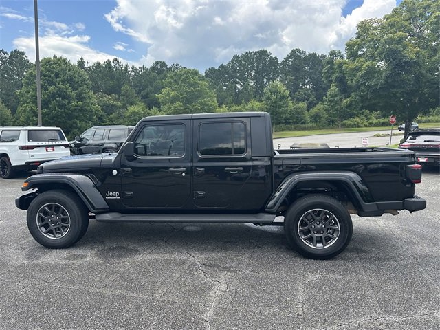Used 2020 Jeep Gladiator Overland image 2