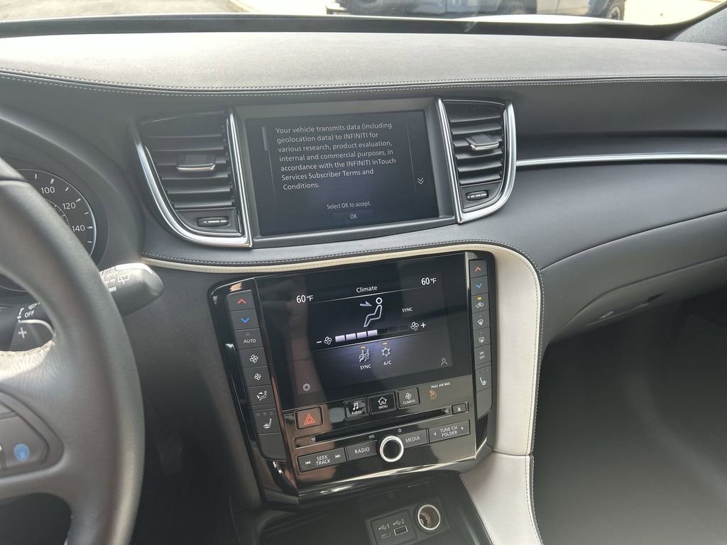 Certified 2025 INFINITI QX55 Luxe w/ Cargo Package image 20