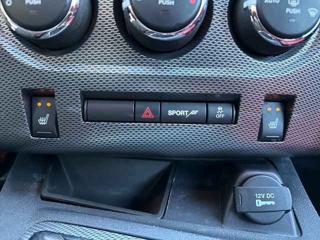 Used 2014 Dodge Challenger R/T Plus RWD image 25