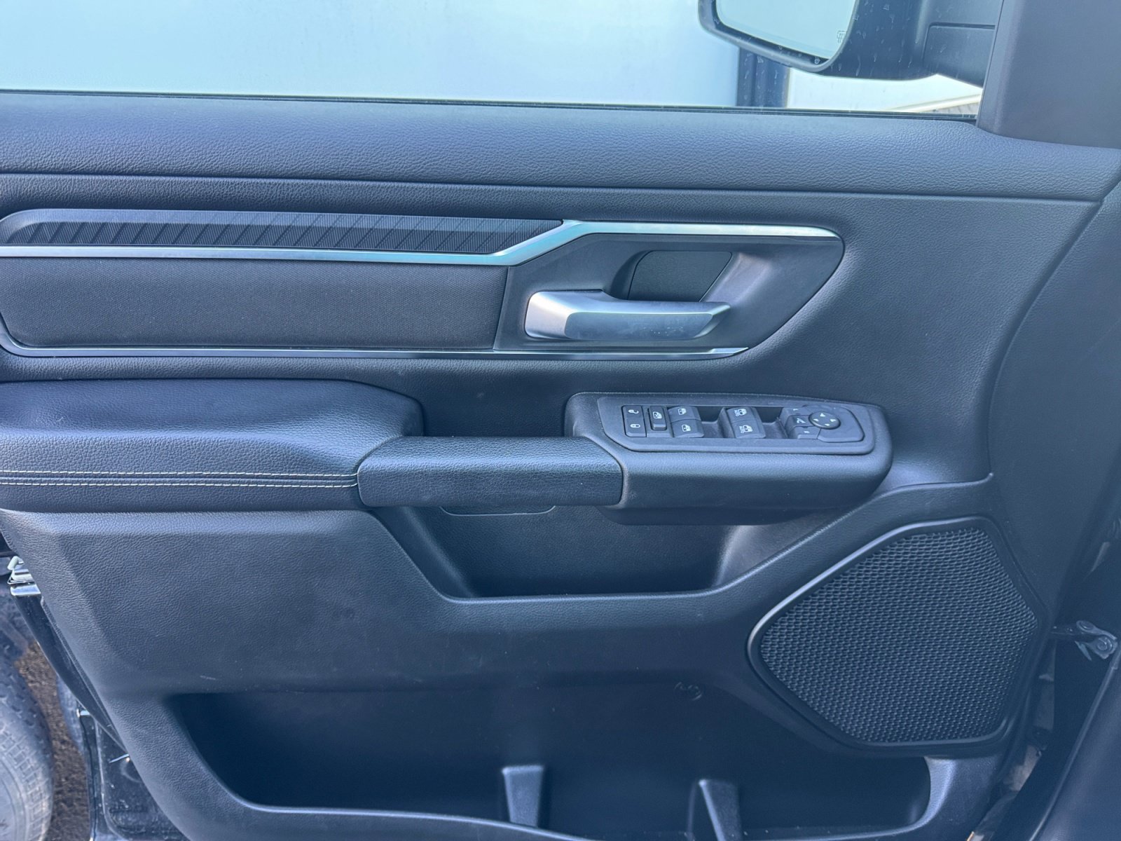 Used 2025 RAM 1500 Big Horn AWD/4WD image 31