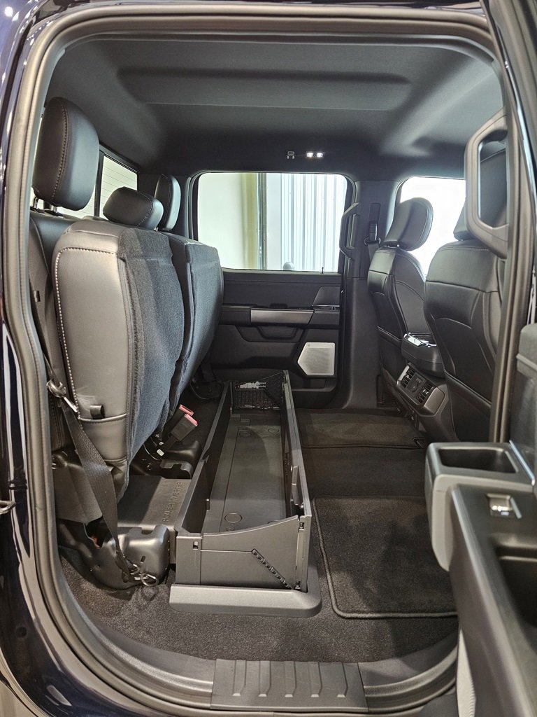 New 2025 Ford F150 Lariat w/ Equipment Group 502A High image 38