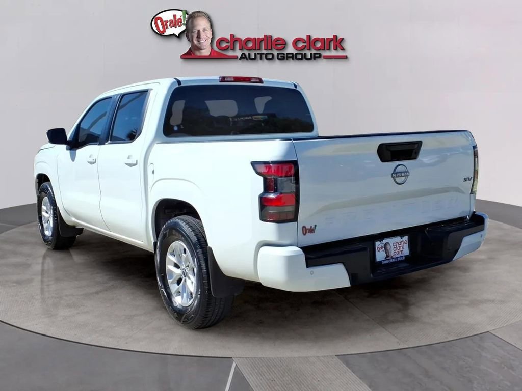 Used 2024 Nissan Frontier SV w/ Technology Package image 3