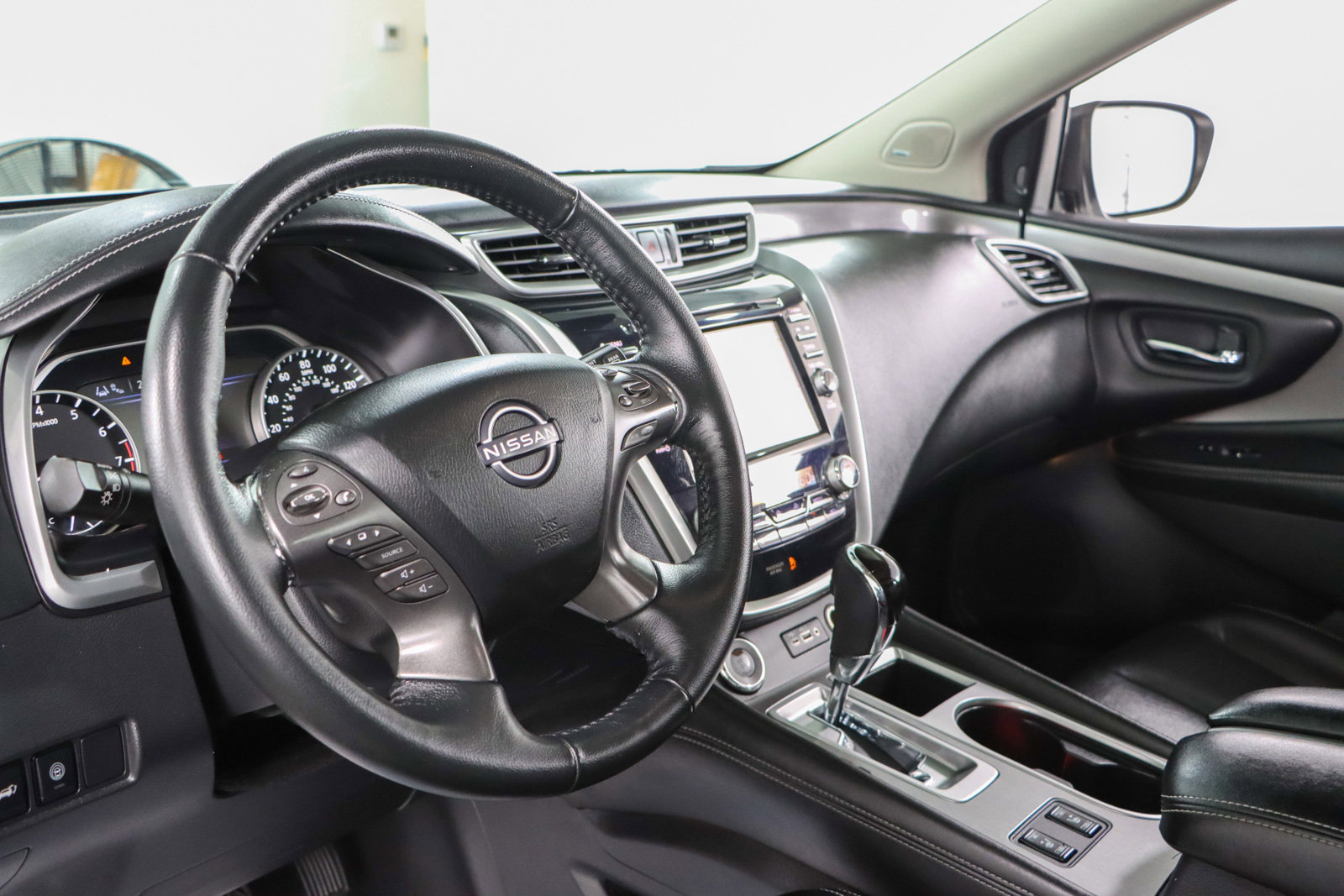 Used 2023 Nissan Murano SL w/ SL Moonroof Package image 23