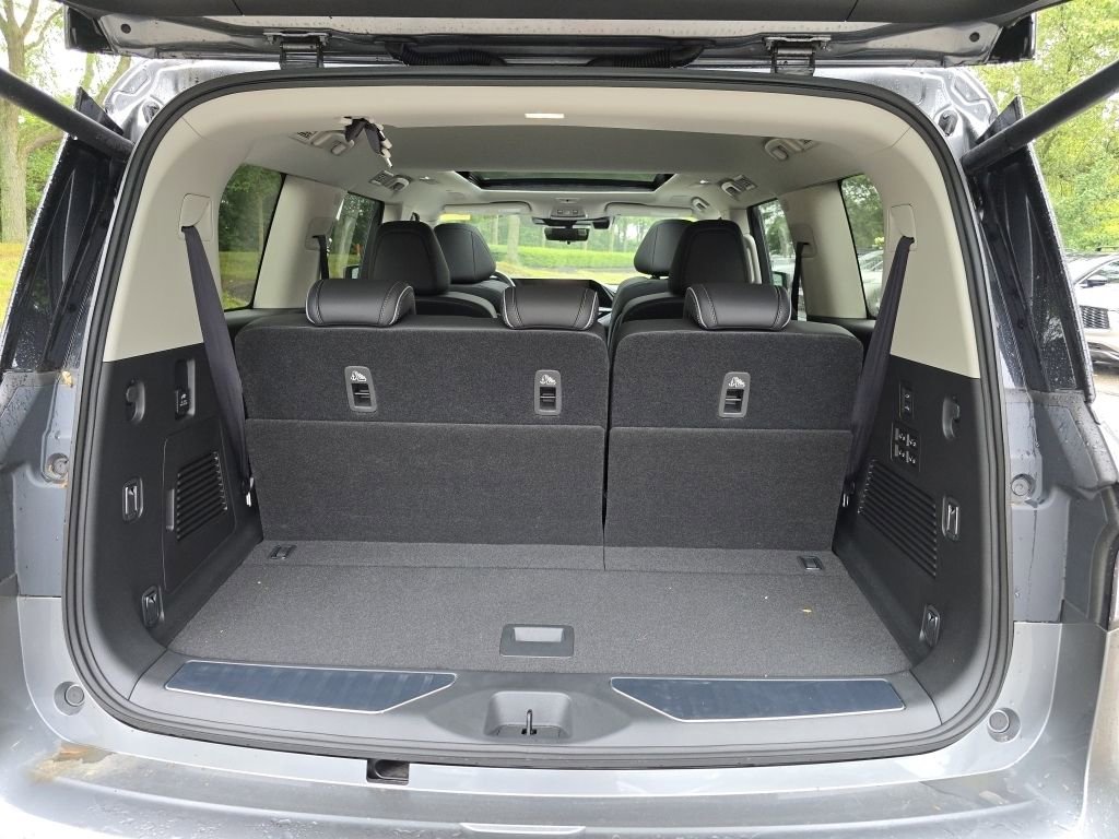 New 2025 INFINITI QX80 Sensory image 28