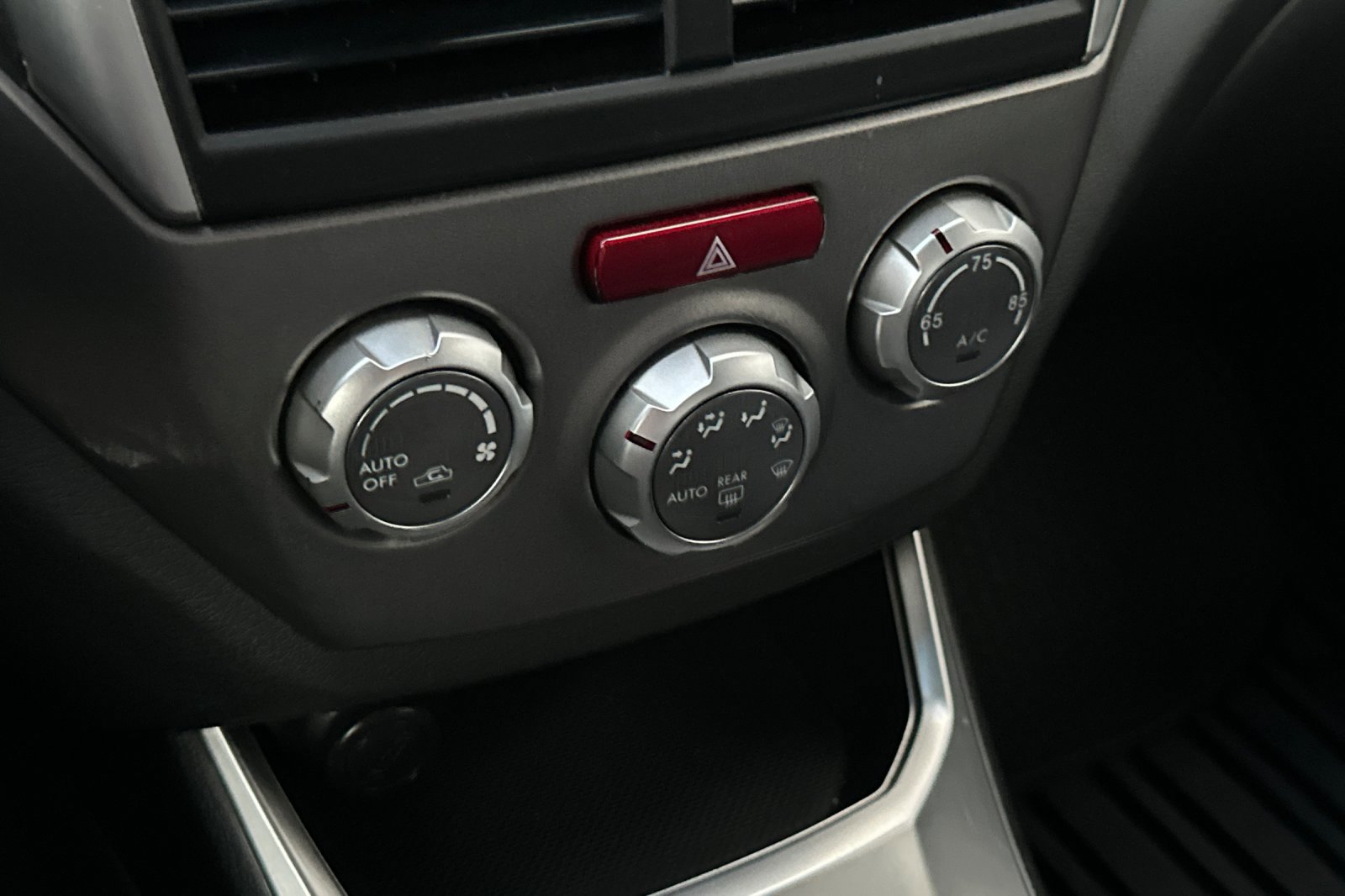 Used 2009 Subaru Impreza WRX STI image 30