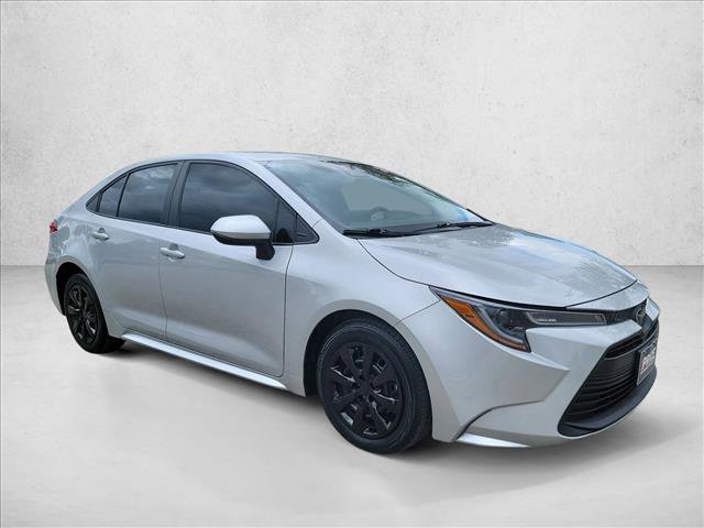 Used 2024 Toyota Corolla LE FWD image 3