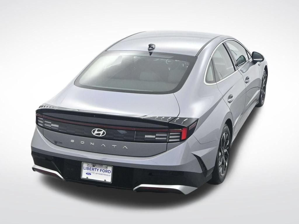 Used 2025 Hyundai Sonata SEL FWD image 36
