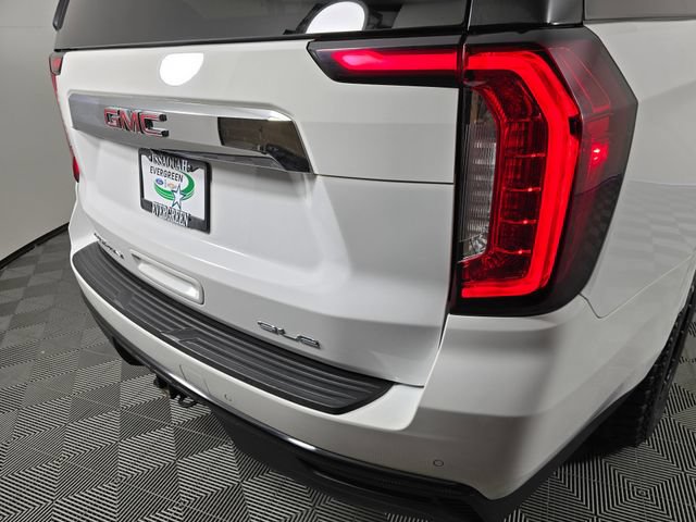 Used 2022 GMC Yukon XL SLE w/ Gmc Pro Safety Plus Package AWD/4WD image 16