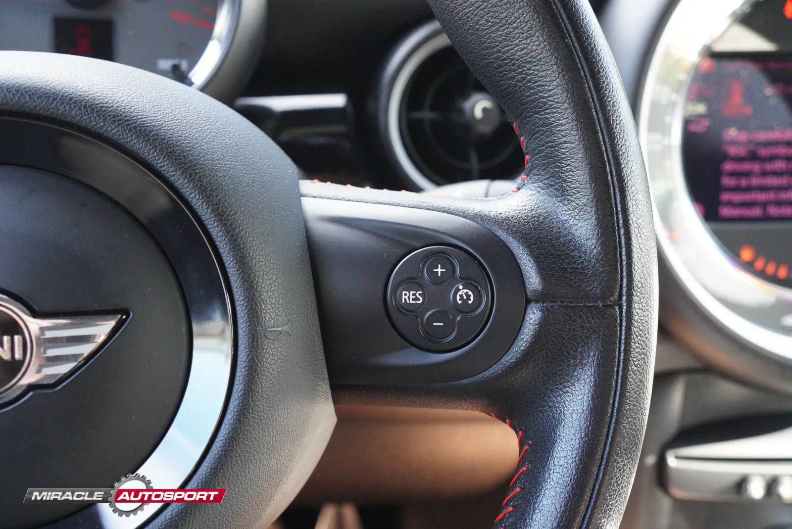 Used 2015 MINI Cooper Coupe John Cooper Works FWD image 33