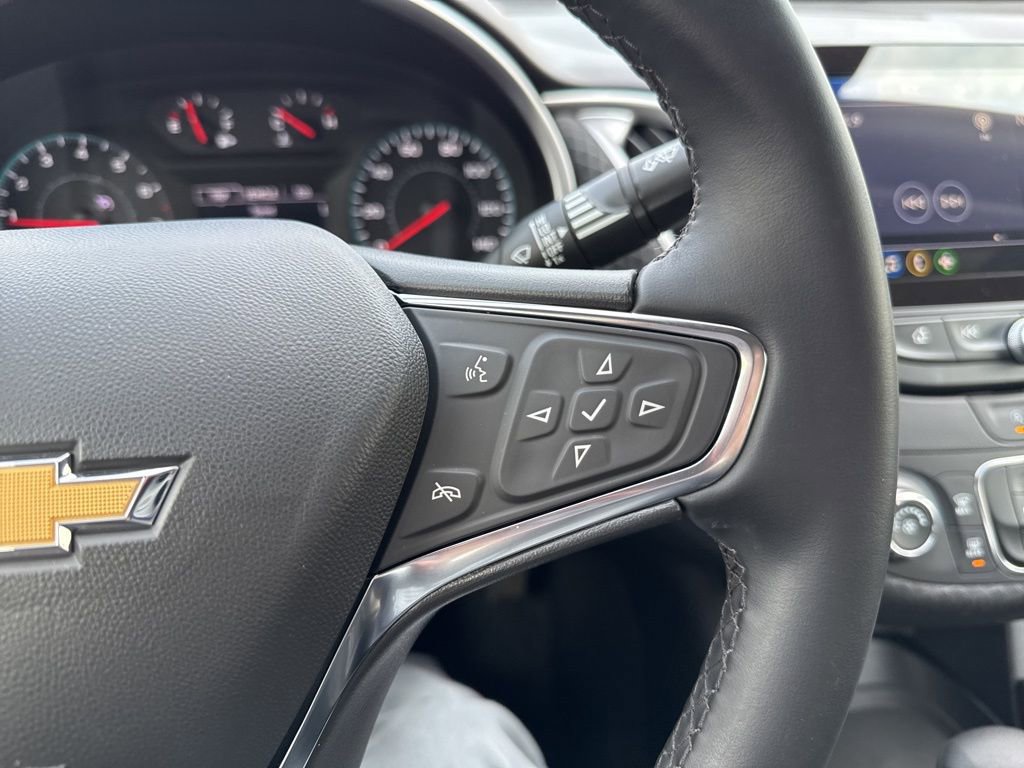 Used 2025 Chevrolet Malibu RS image 24