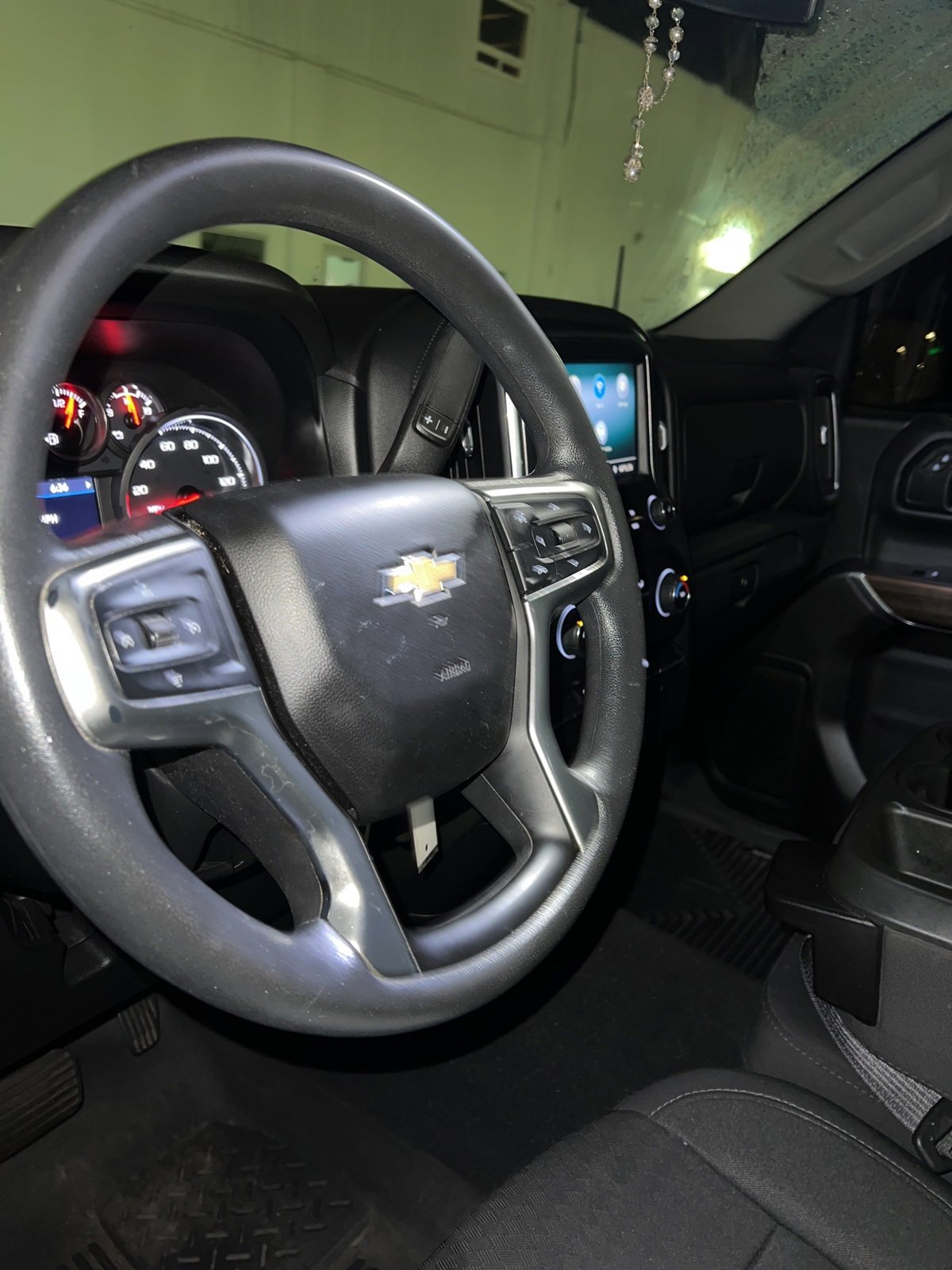 Used 2020 Chevrolet Silverado 1500 LT image 15
