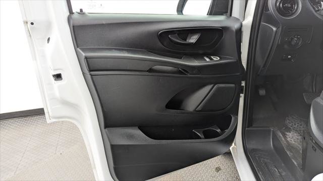Used 2021 Mercedes-Benz Metris image 13