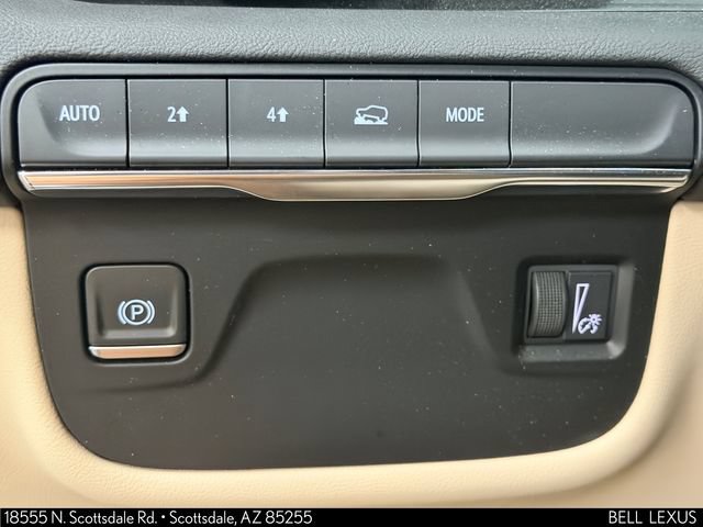 Used 2023 Cadillac Escalade ESV Premium Luxury w/ LPO, Floor Liner Package AWD/4WD image 18