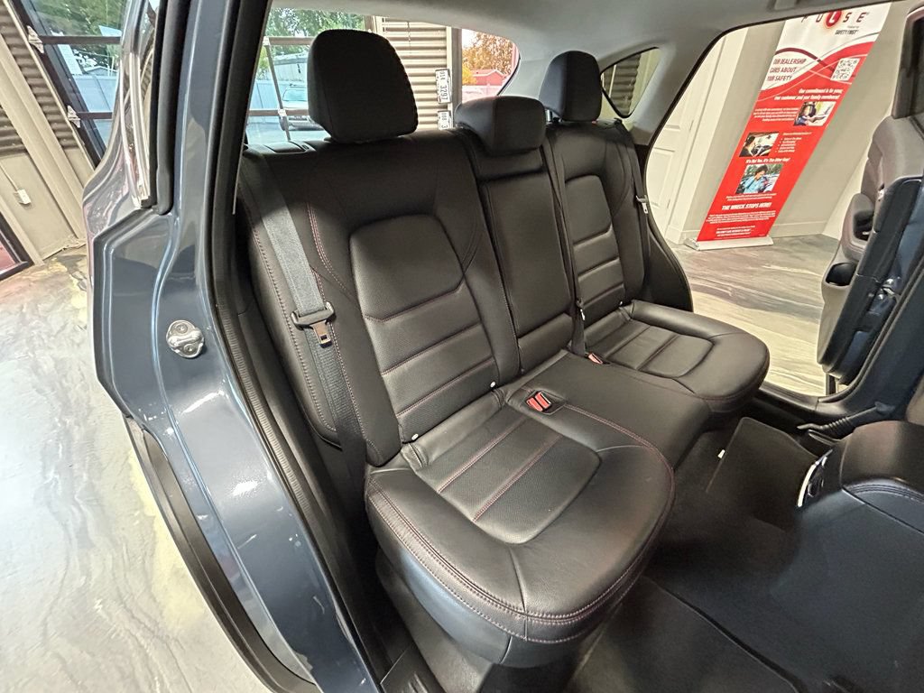 Used 2023 MAZDA CX-5 Carbon Edition AWD/4WD image 5