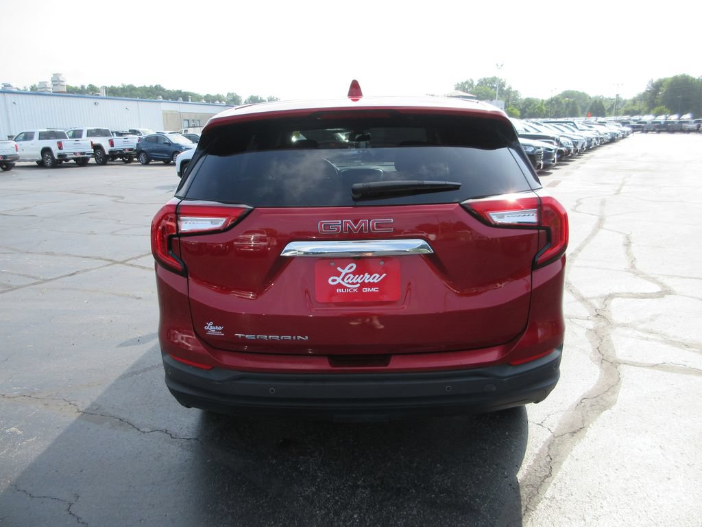 Certified 2022 GMC Terrain SLE FWD image 7