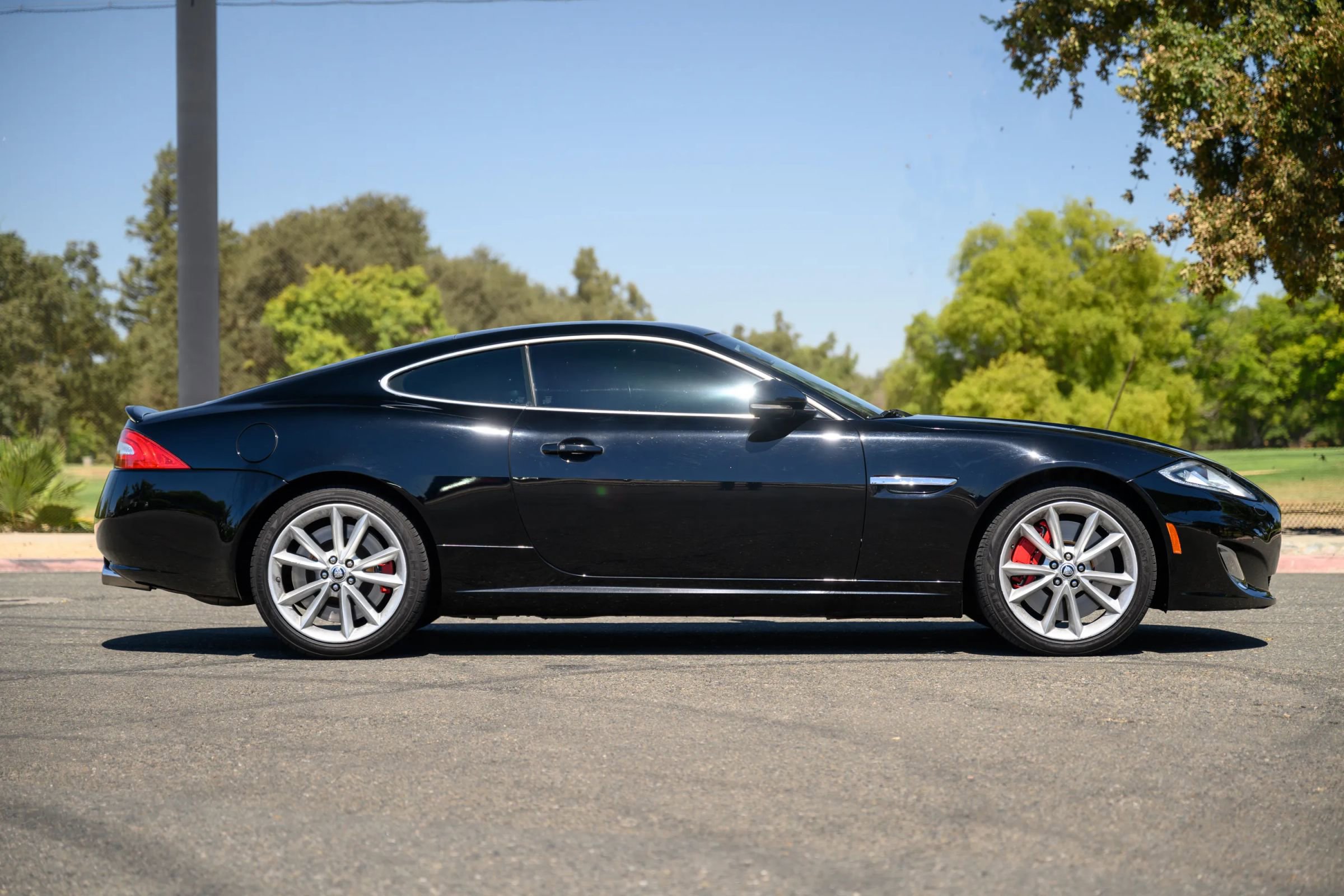 Used 2012 Jaguar XKR R RWD image 3