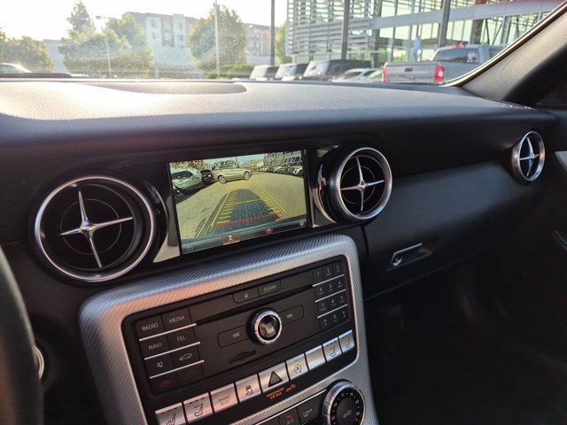 Used 2020 Mercedes-Benz SLC 300 image 14