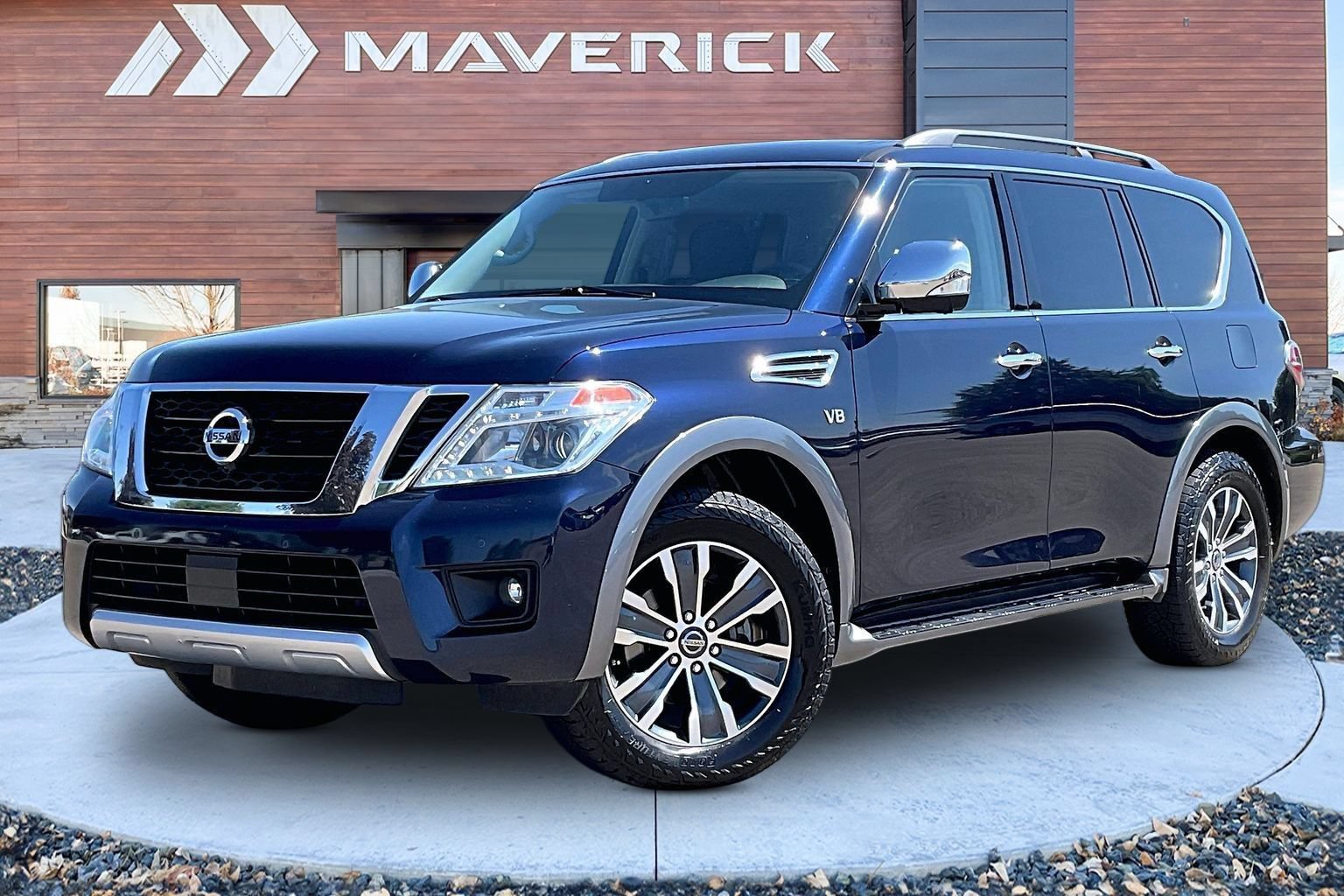 Used 2018 Nissan Armada SL w/ Moonroof Package AWD/4WD image 3
